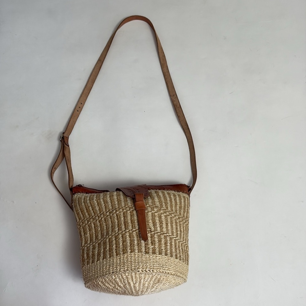 Authentic African Kinodo woven bag - Picture 5 of 16